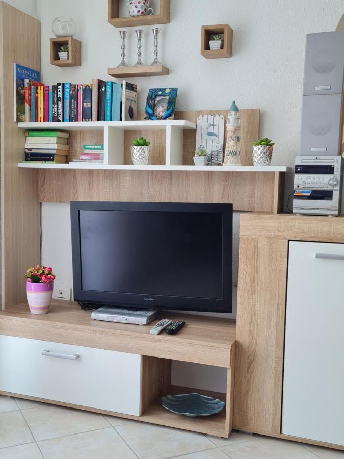 Holiday Home "Mala Kuca " With Heated Pool Pula Exteriör bild